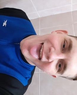 Артём