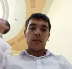 Али